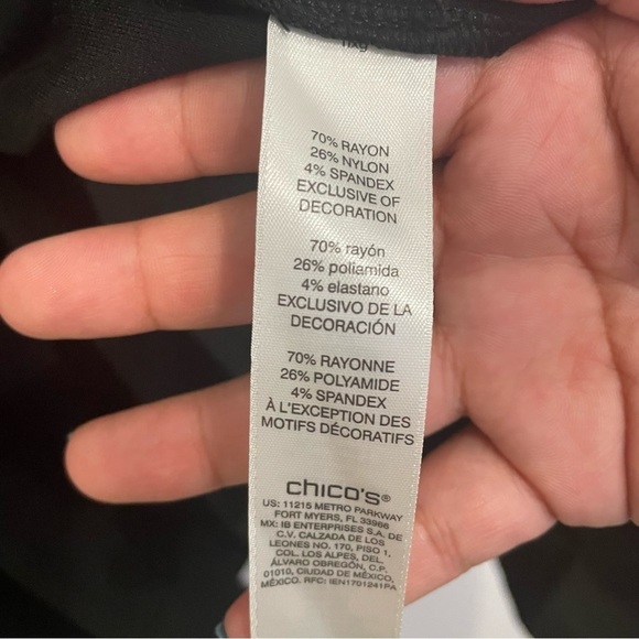 Chico’s Black Draped long Sleeve Fall Winter Cardigan Sweater Size 1 - Picture 4 of 4